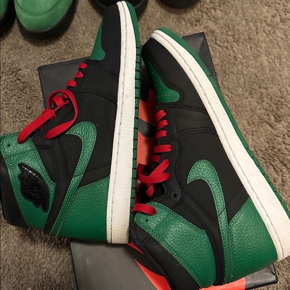 Jordan Retro 1 Pine Green